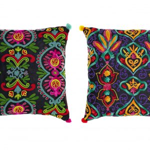 COJIN POLIESTER 40X10X40 425 GR. FLORAL 2 SURT.